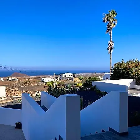 Casa Vista Bermeja 4*